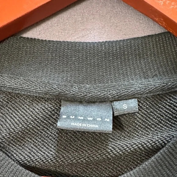 Sumwon Men’s Black Cropped Oversized Essential Tee - Picture 8 of 9